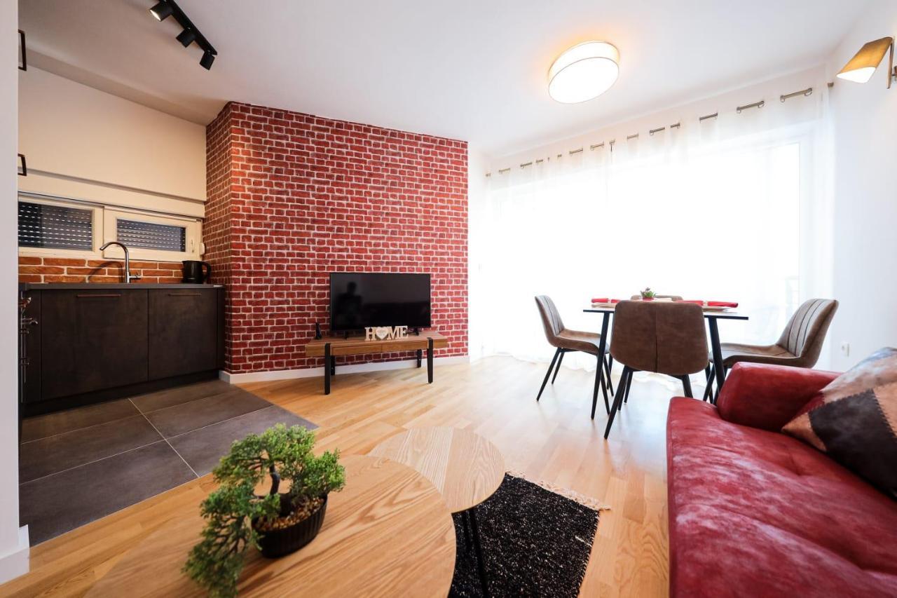 Ana Apartment *